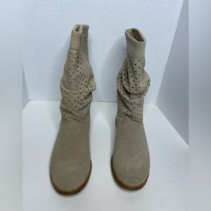 TOMS Suede Serra Boots